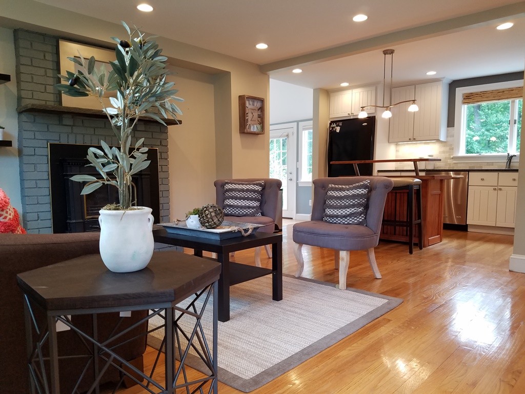 26 Acton Road Ashland, MA 01721 - Photo 3 of 29 Gallery Image 3