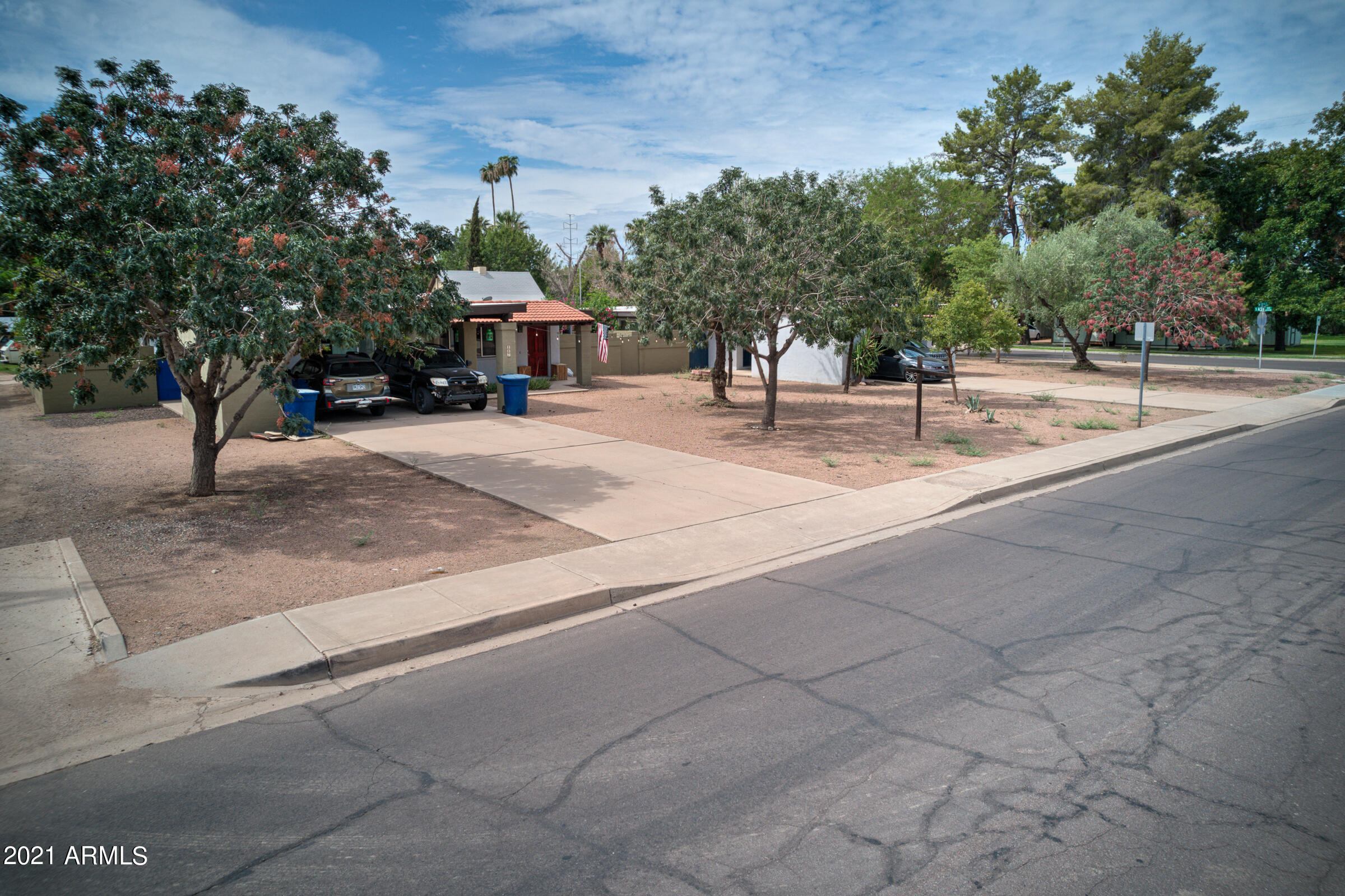 123 West 10th Street Tempe, AZ 85281 - Photo 12 of 25 115-117-121-123 W 10th Street-15