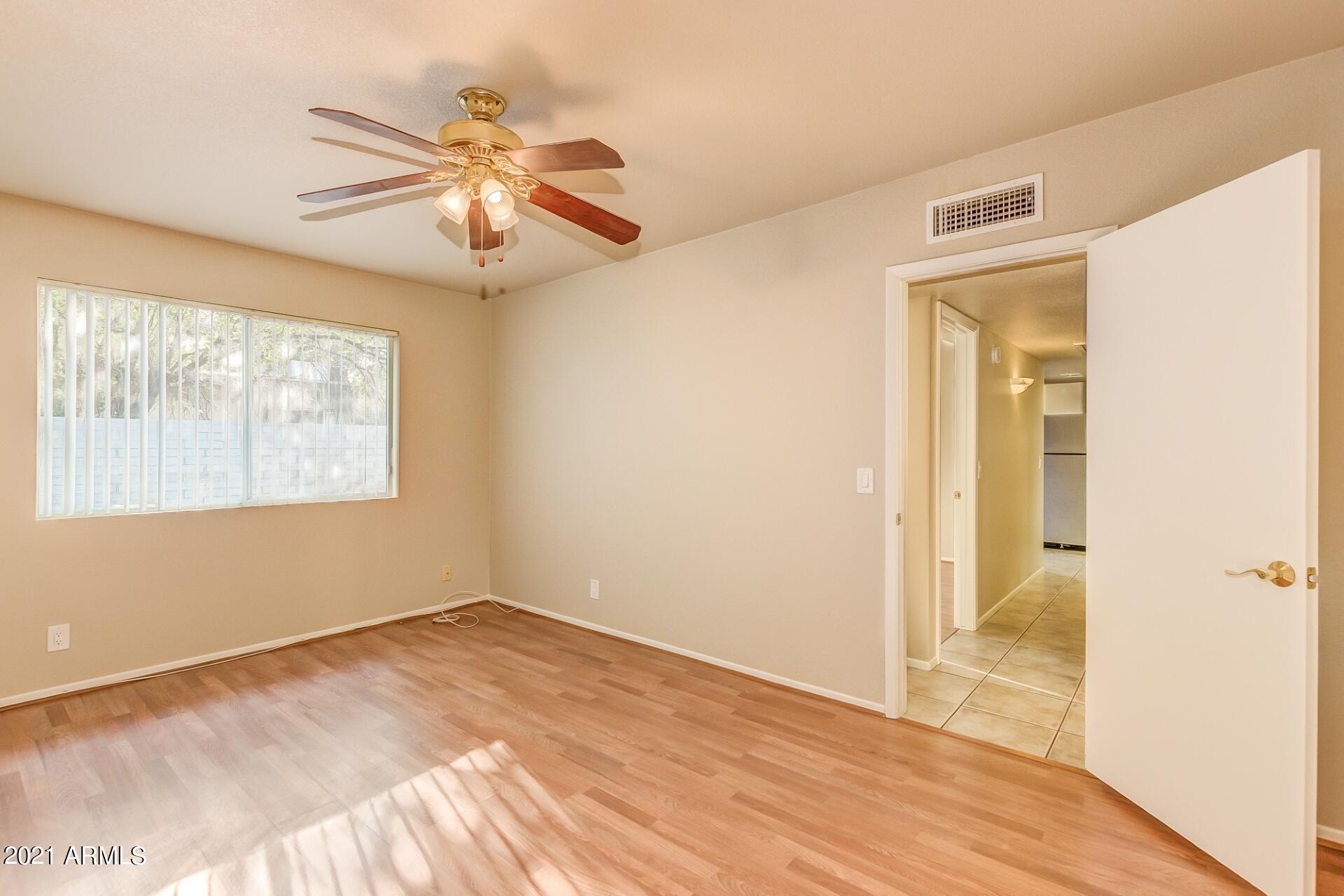 123 West 10th Street Tempe, AZ 85281 - Photo 22 of 25 117 W 10th bedroom