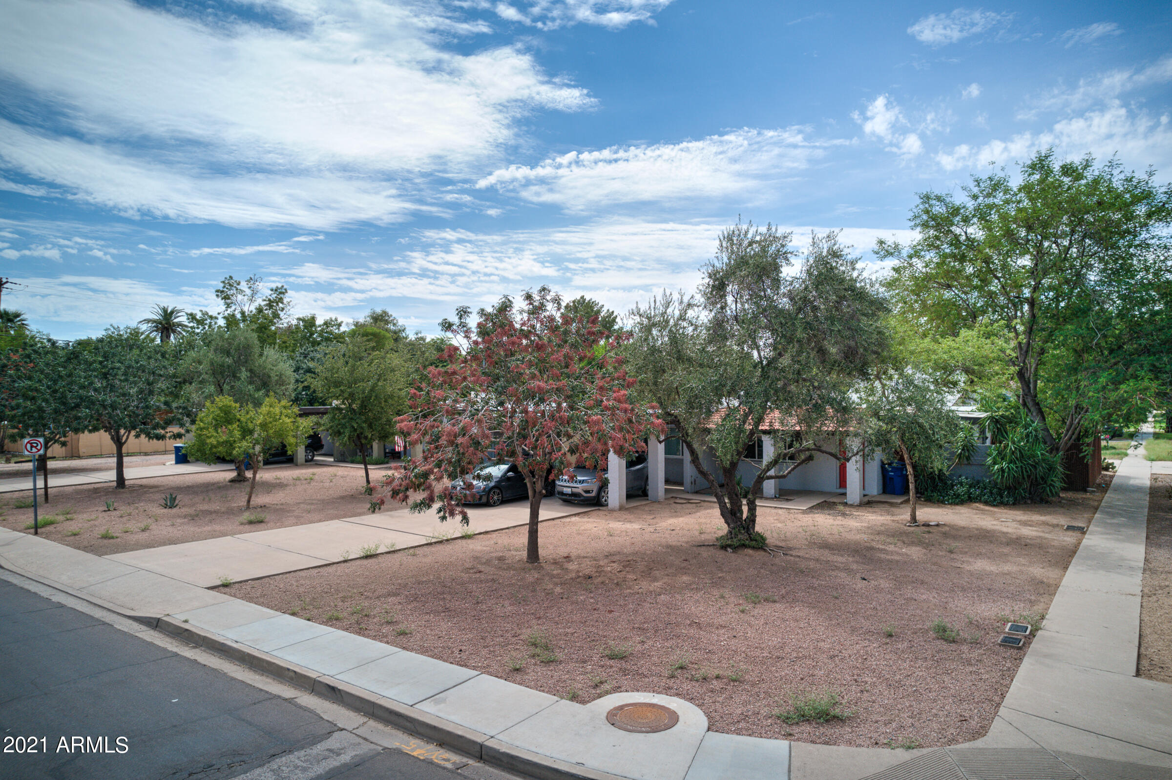 123 West 10th Street Tempe, AZ 85281 - Photo 3 of 25 115-117-121-123 W 10th Street-1