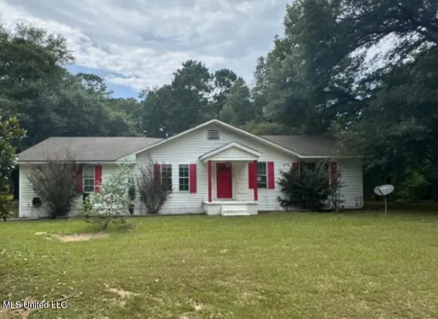 $69,900 | 515 Spring Street, Taylorsville, MS 39168