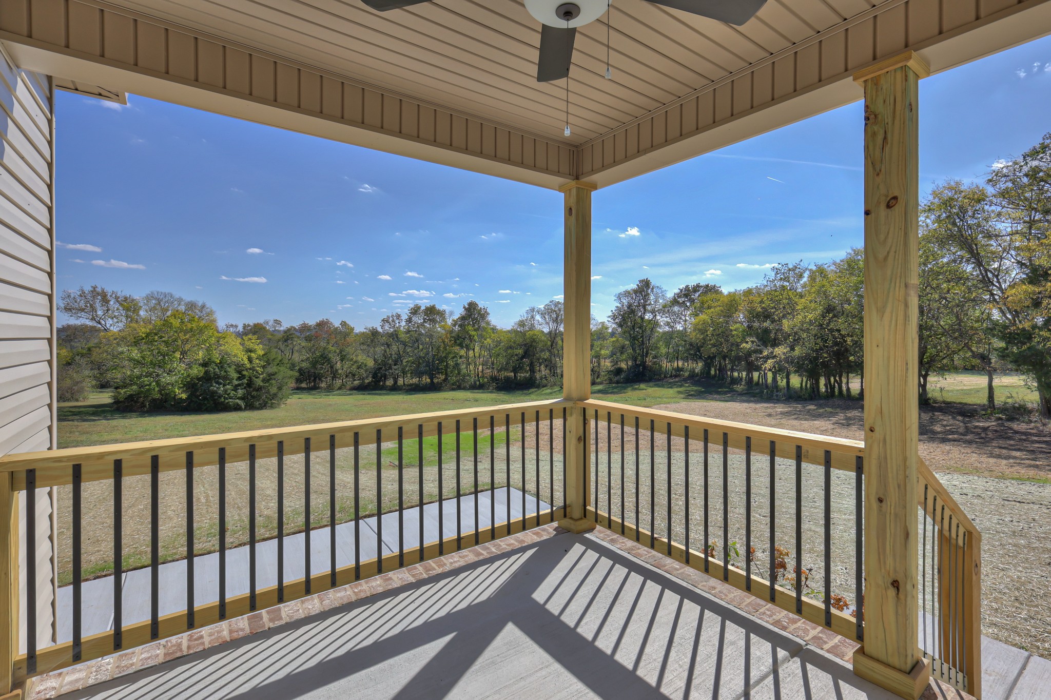1875 Templow Road Bethpage, TN 37022 - Photo 39 of 49 a view of balcony with a street