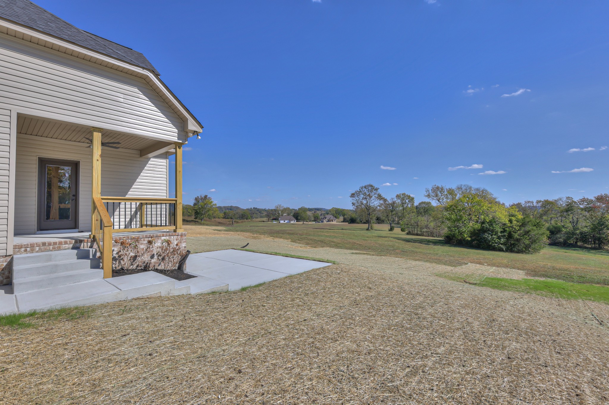 1875 Templow Road Bethpage, TN 37022 - Photo 41 of 49 a view of a house with a yard