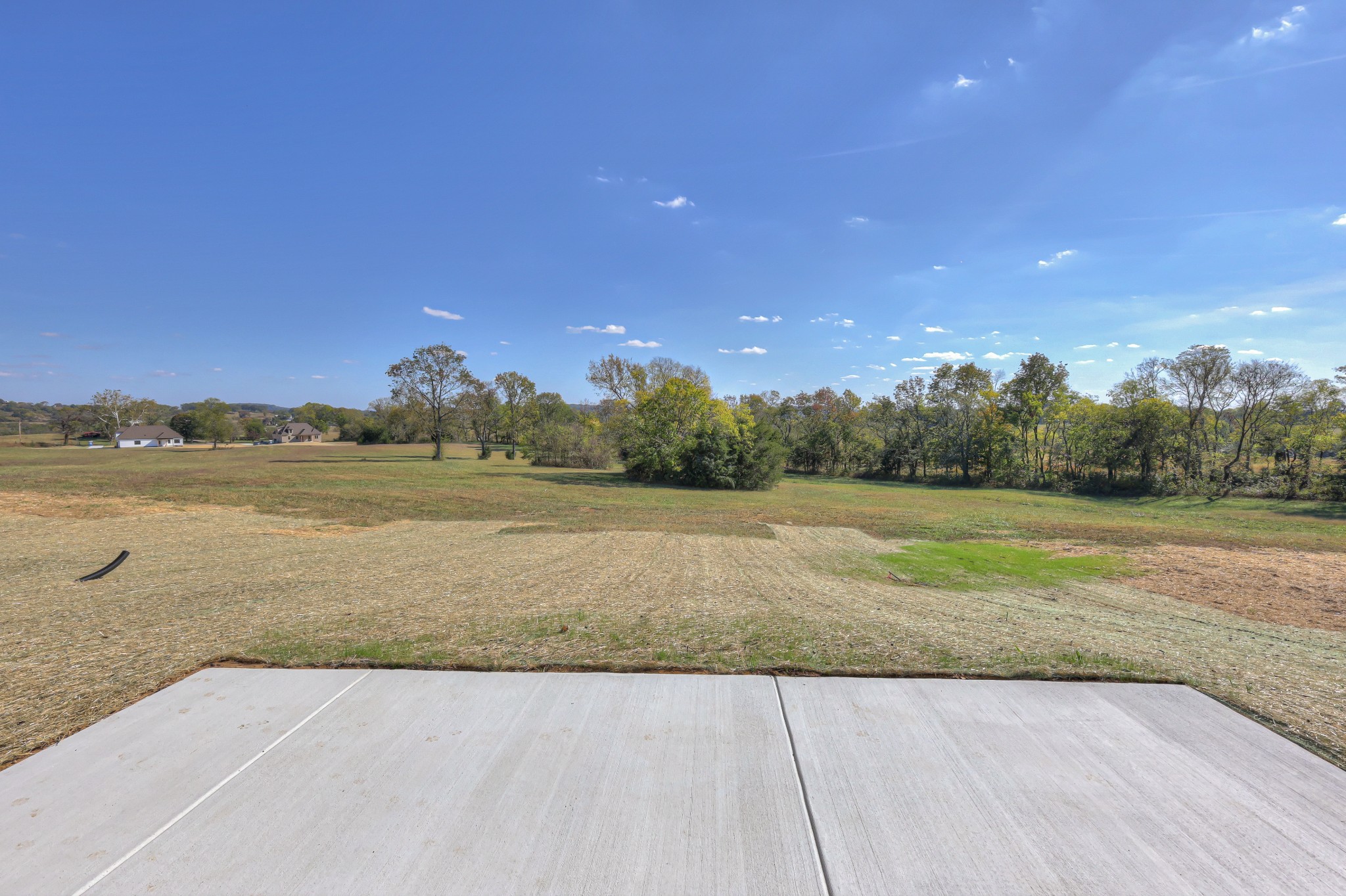 1875 Templow Road Bethpage, TN 37022 - Photo 42 of 49 a view of a lake with a big yard