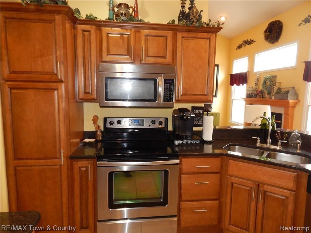 225 Brookside Drive Flushing, MI 48433 - Photo 13 of 60