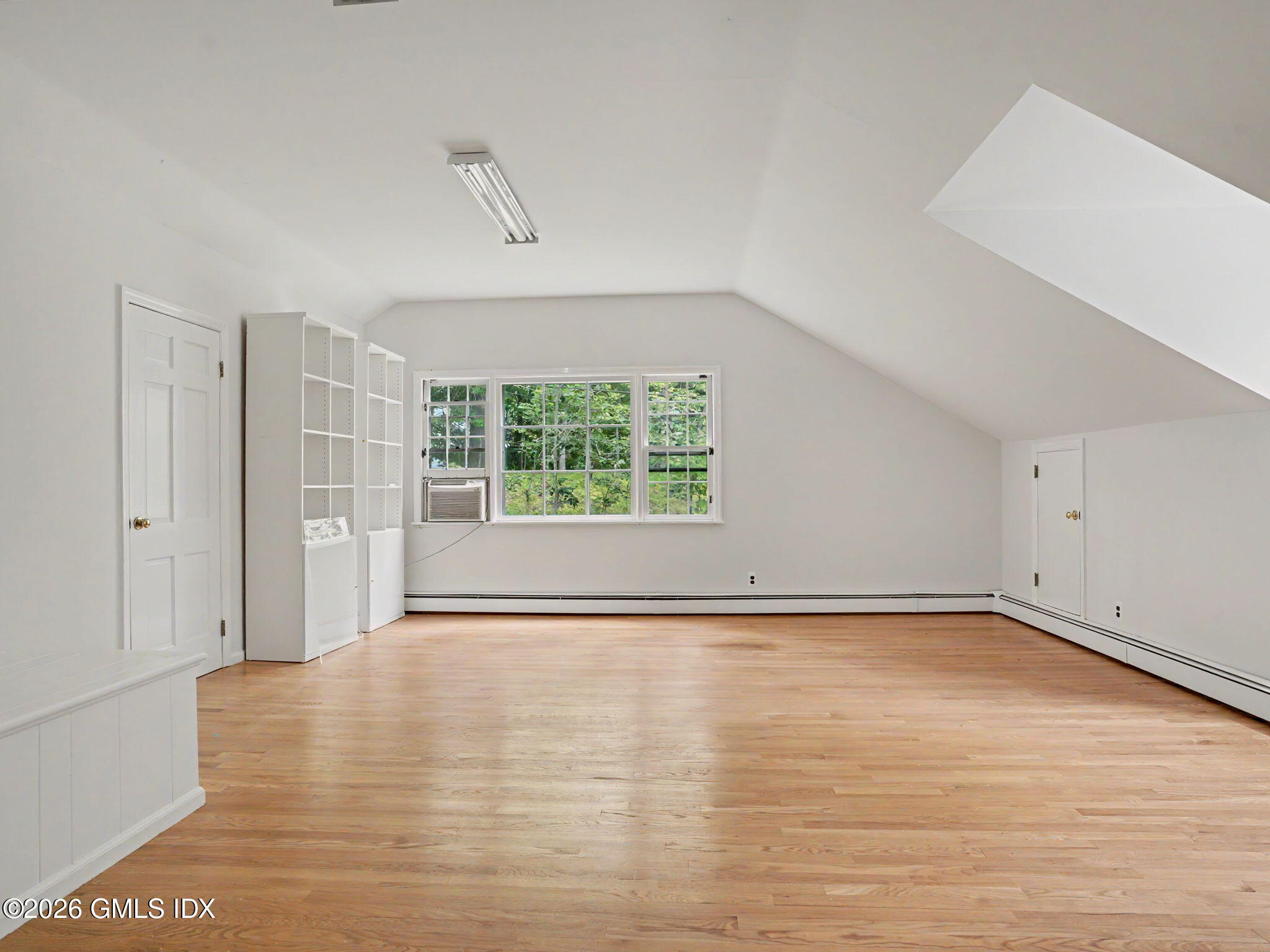 23 Copper Beech Road Greenwich, CT 06830 - Photo 8 of 22 41-web-or-mls-23-copper-beech-rd