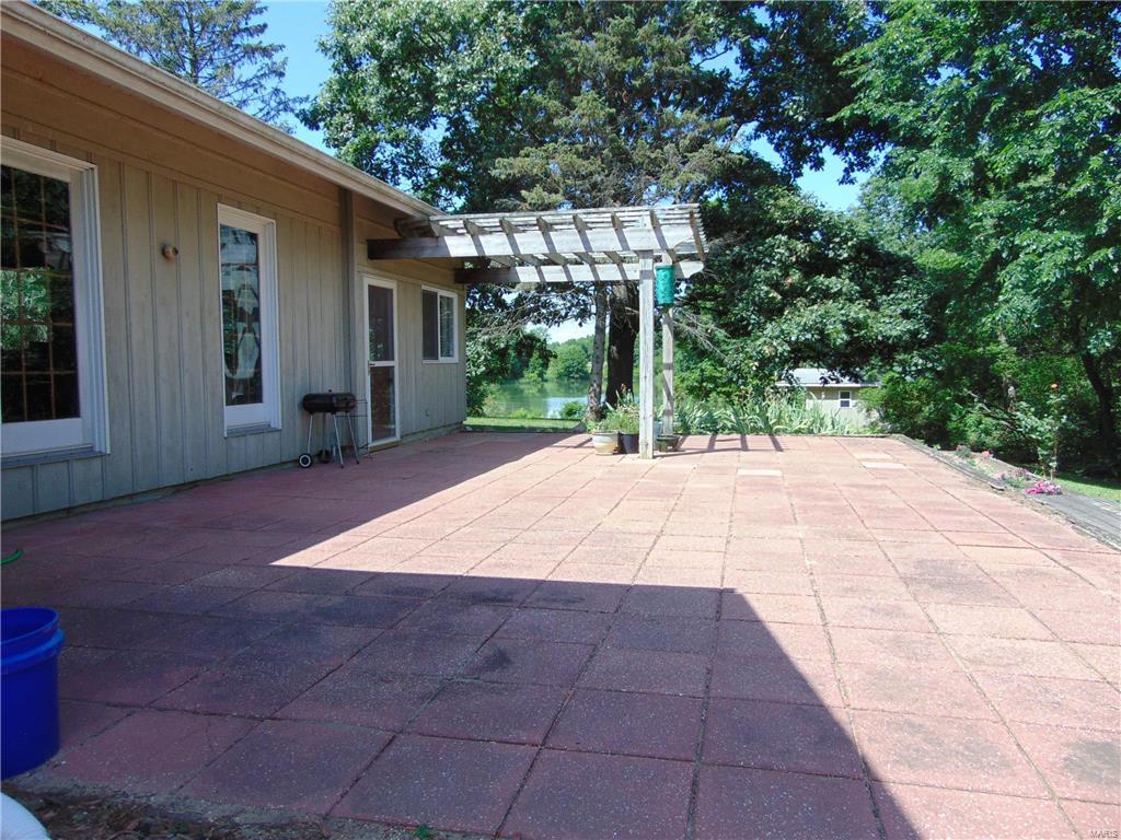 9890 Water Plant Road Palmyra, IL 62674 - Photo 9 of 34