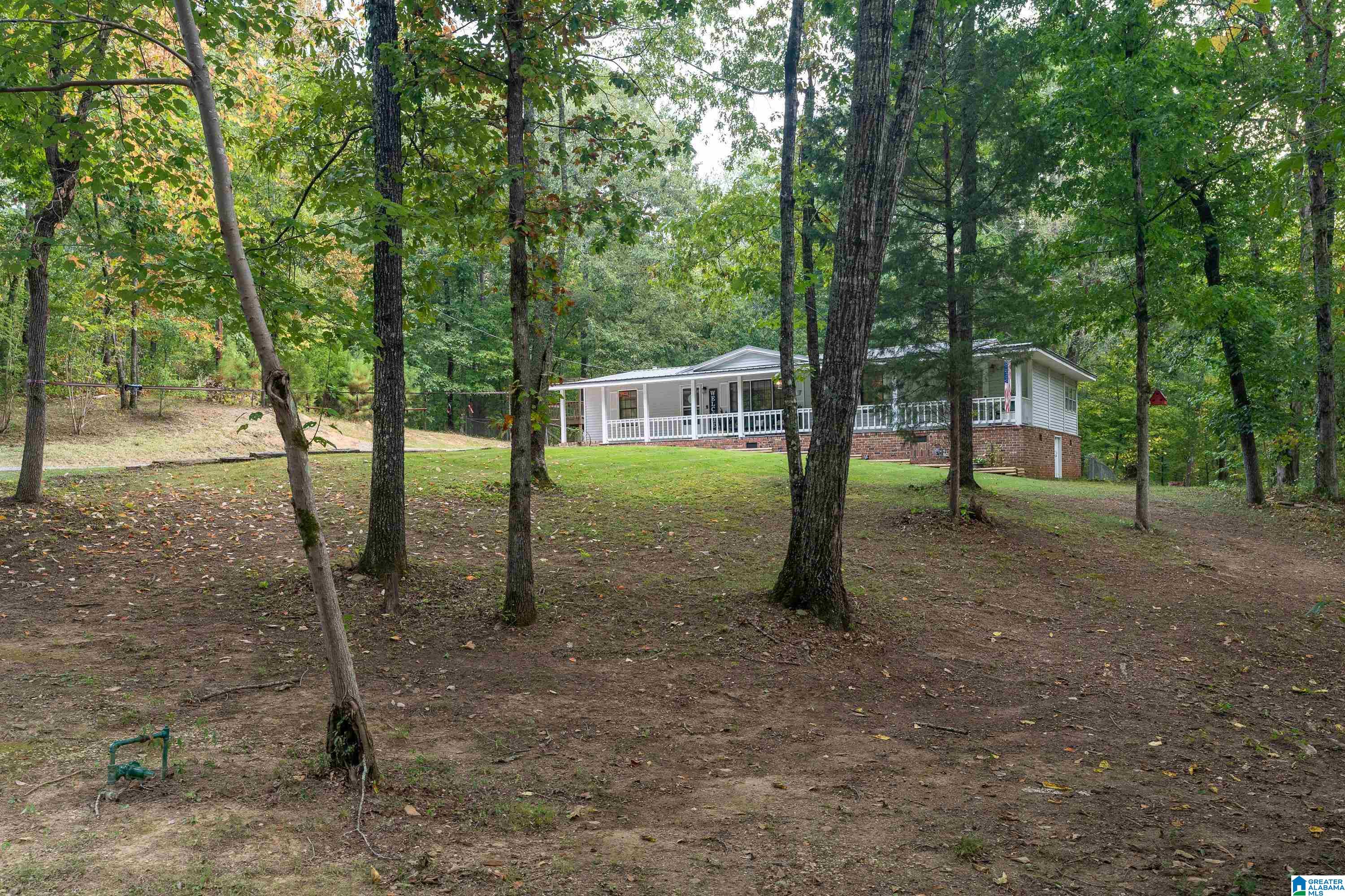 8458 Bluff Ridge Road Bessemer, AL 35022 - Photo 4 of 40