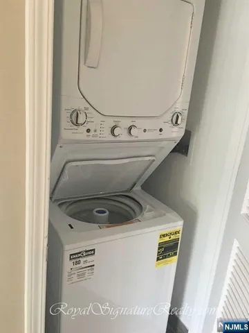 a view of utility room