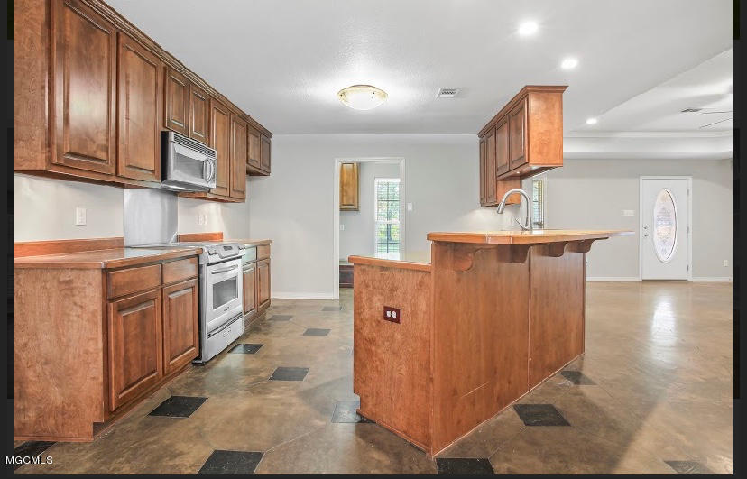 13305 Pulpwood Road Ocean Springs, MS 39565 - Photo 13 of 22 12