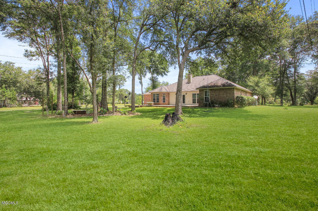 13305 Pulpwood Road Ocean Springs, MS 39565 - Photo 4 of 22 03