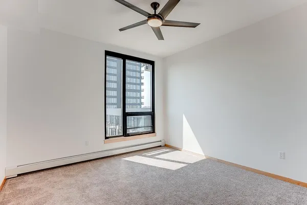 $3,045 | 1240 South 2nd Street, Unit 925, Minneapolis, MN 55415