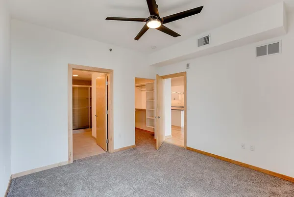 $3,045 | 1240 South 2nd Street, Unit 925, Minneapolis, MN 55415