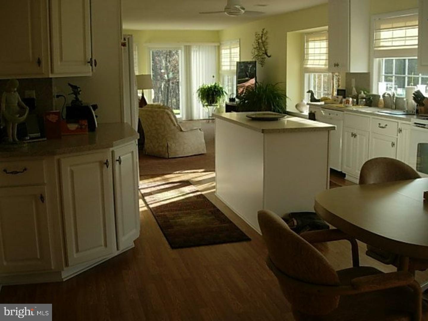 11 Mayfair Road Southampton, NJ 08088 - Photo 10 of 20 Gallery Image 10