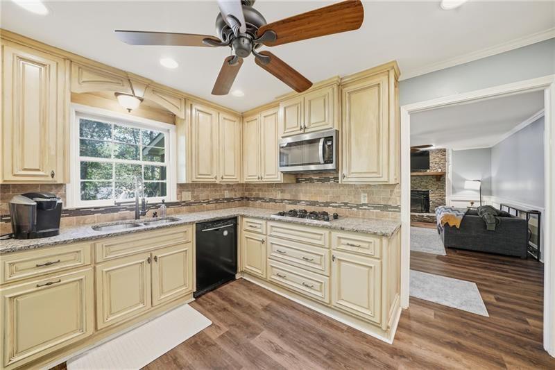 3743 Spring Leaf Court Acworth, GA 30101 - Photo 6 of 43