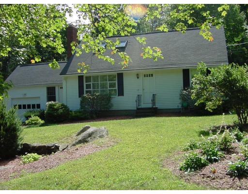 12 Robbern Road Hopkinton, MA 01748 - Photo 1 of 9 Gallery Image 1