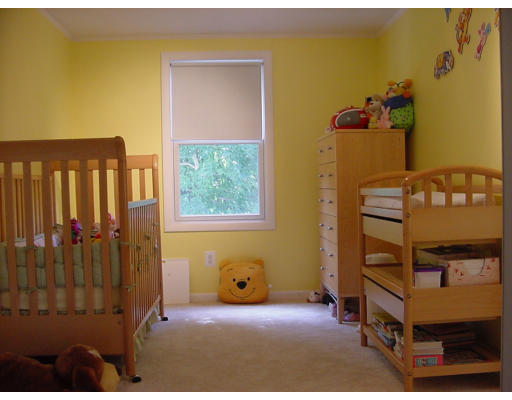 12 Robbern Road Hopkinton, MA 01748 - Photo 8 of 9 Gallery Image 8