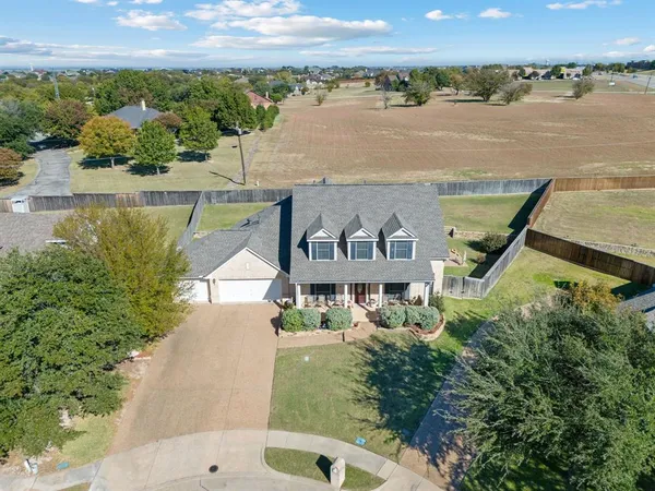 $595,000 | 614 Creek View Drive, Prosper, TX 75078