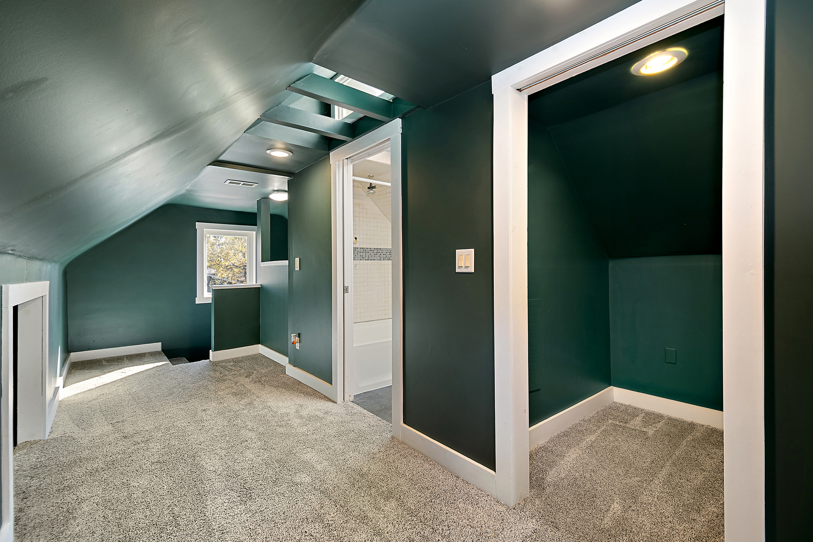 290 East 1st Avenue Clifton, IL 60927 - Photo 14 of 20 a view of a hallway with a livingroom and a bathroom with sink