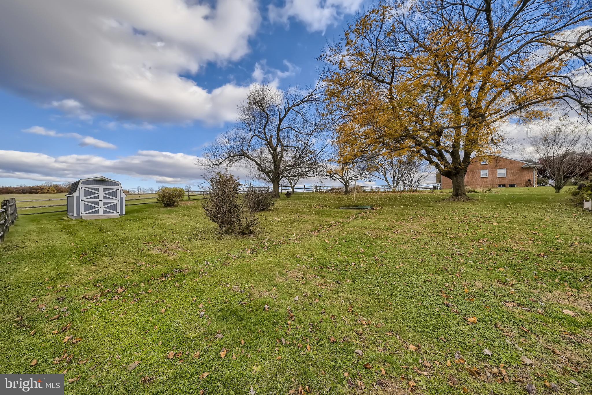 11735 Hawkes Road Clarksburg, MD 20871 - Photo 25 of 28 Gallery Image 25