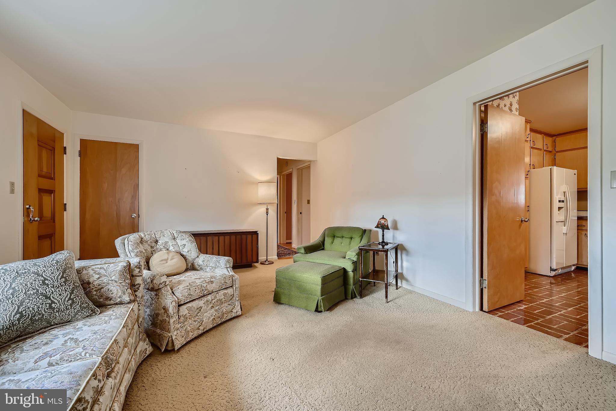 11735 Hawkes Road Clarksburg, MD 20871 - Photo 7 of 28 Gallery Image 7