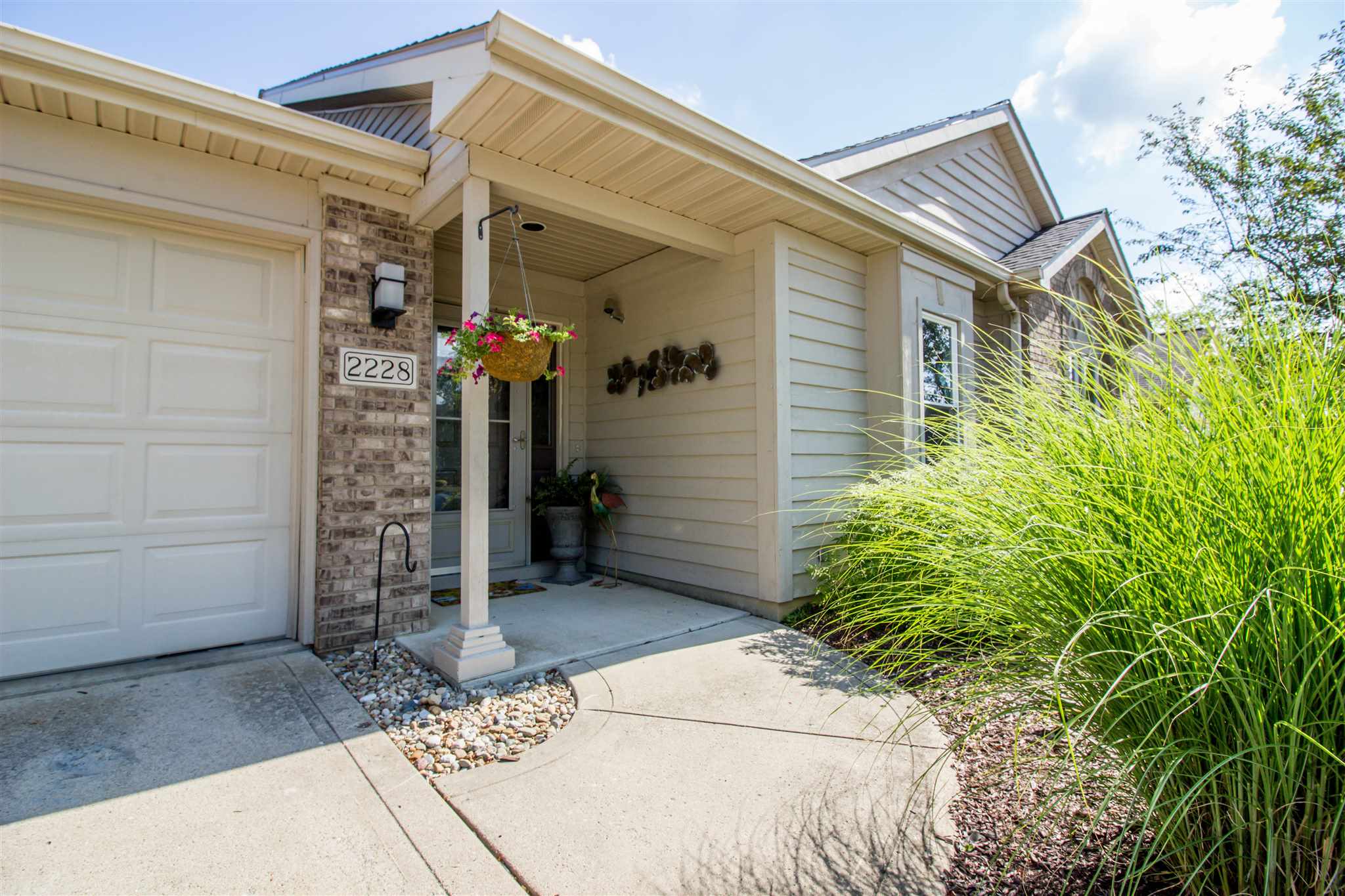 2228 Broken Oak Road Fort Wayne, IN 46818 - Photo 6 of 29