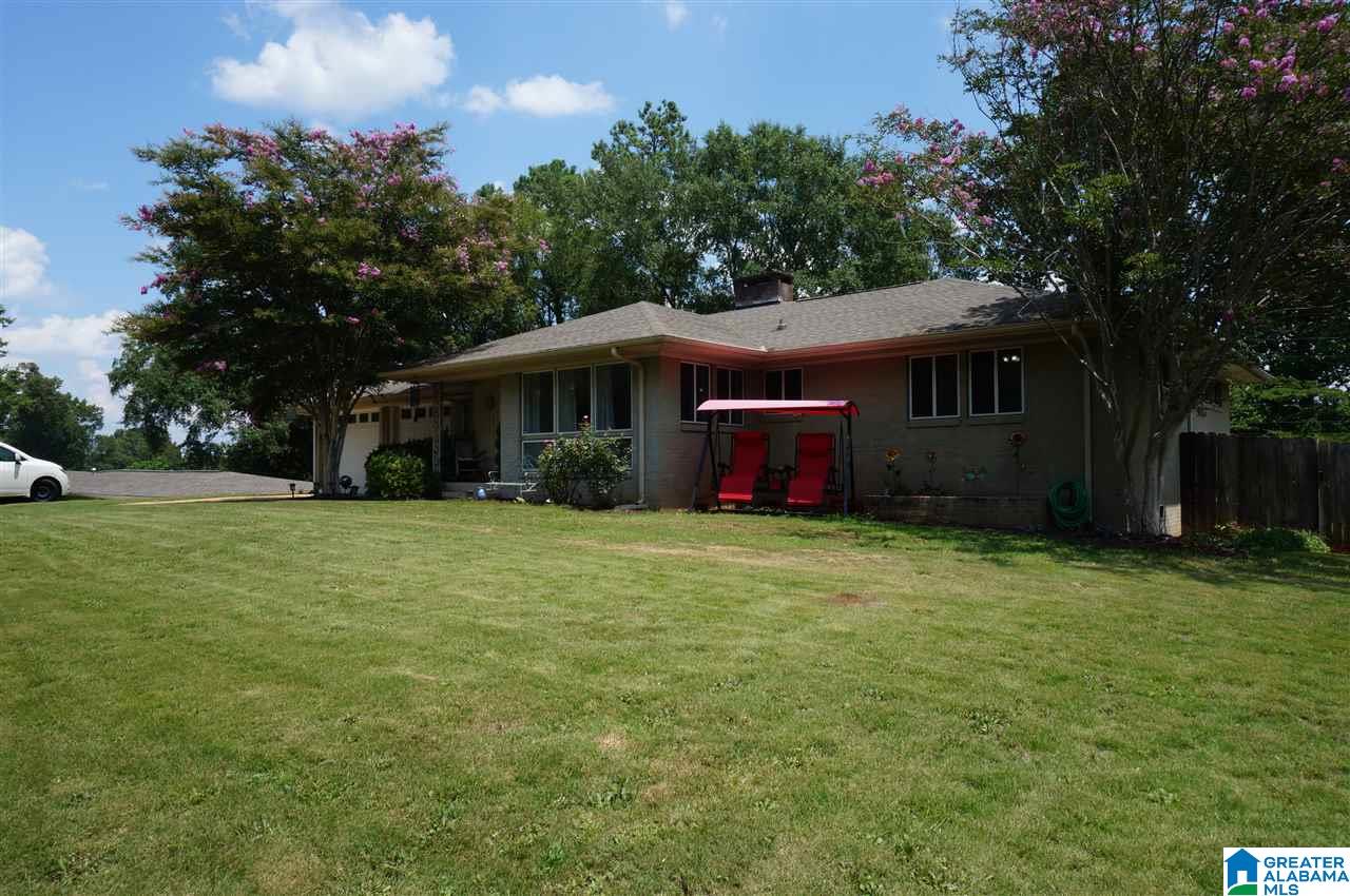 810 Pinecrest Road Sylacauga, AL 35150 - Photo 1 of 23