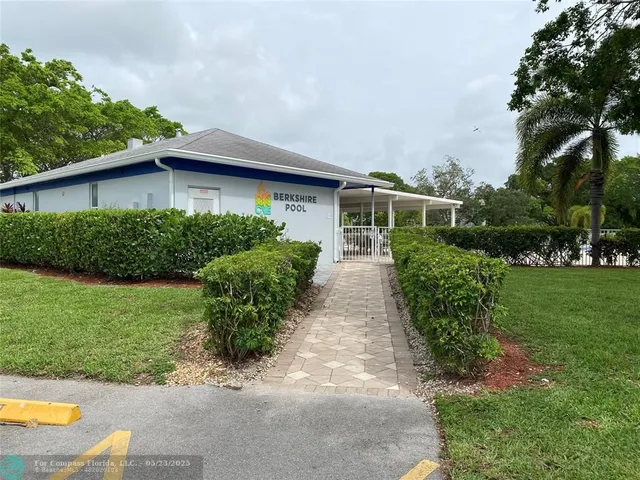 $139,000 | 3006 Berkshire A, Unit 3006, Deerfield Beach, FL 33442