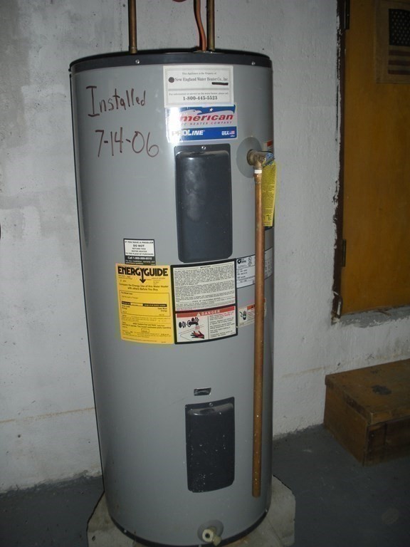 93 Packard Road Stoughton, MA 02072 - Photo 14 of 19 Gallery Image 14