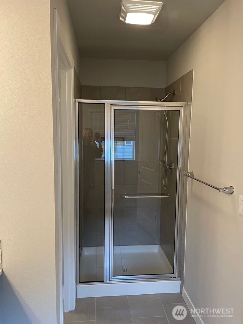 19313 35th Drive Southeast, Unit D Bothell, WA 98012 - Photo 6 of 22