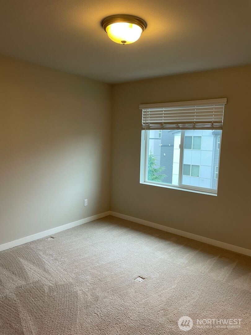 19313 35th Drive Southeast, Unit D Bothell, WA 98012 - Photo 10 of 22