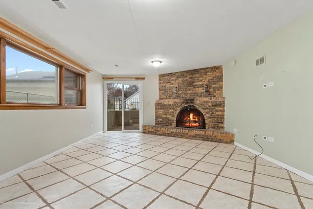 $475,000 | 8311 North Olcott Avenue, Niles, IL 60714