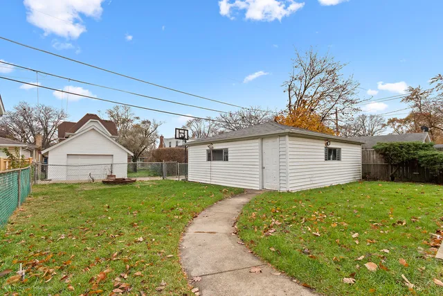 $475,000 | 8311 North Olcott Avenue, Niles, IL 60714