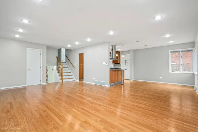 $475,000 | 8311 North Olcott Avenue, Niles, IL 60714