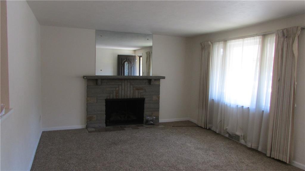 1007 Connor Road Castle Shannon, PA 15234 - Photo 5 of 20 Gallery Image 5