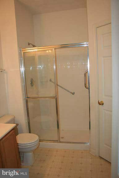 5252 Millfield Road, Unit 5252 Baltimore, MD 21237 - Photo 23 of 30 Bath
