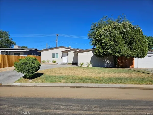 $439,900 | 44027 Heaton Avenue, Lancaster, CA 93534