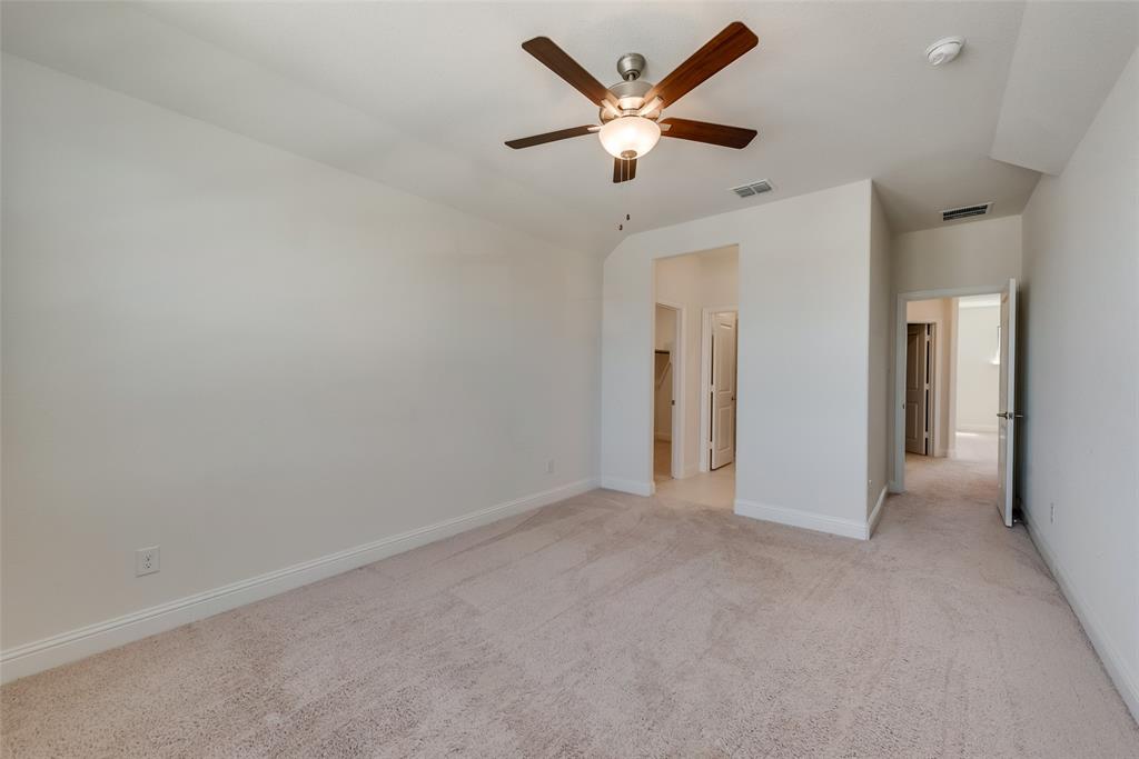 16476 Ryder Rock Road Frisco, TX 75033 - Photo 34 of 40 Second Upstairs bedroom w/ ensuite full bathroom