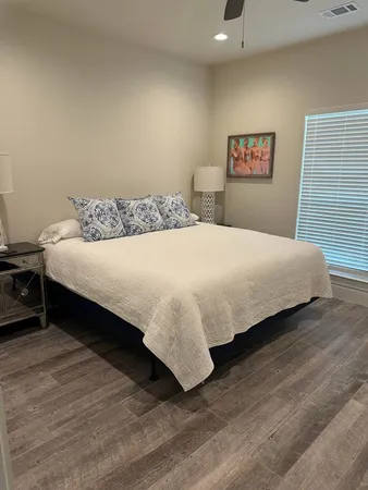 $2,600 | 315 Bluebird Circle, Highland Haven, TX 78654