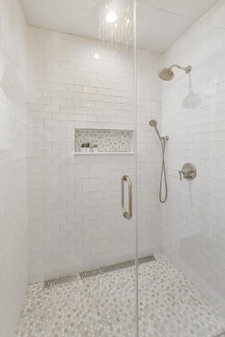 202 Chester Avenue Park Ridge, IL 60068 - Photo 20 of 35