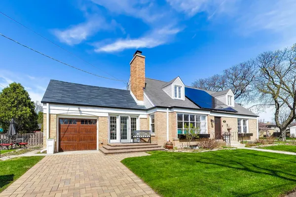 $675,000 | 202 Chester Avenue, Park Ridge, IL 60068