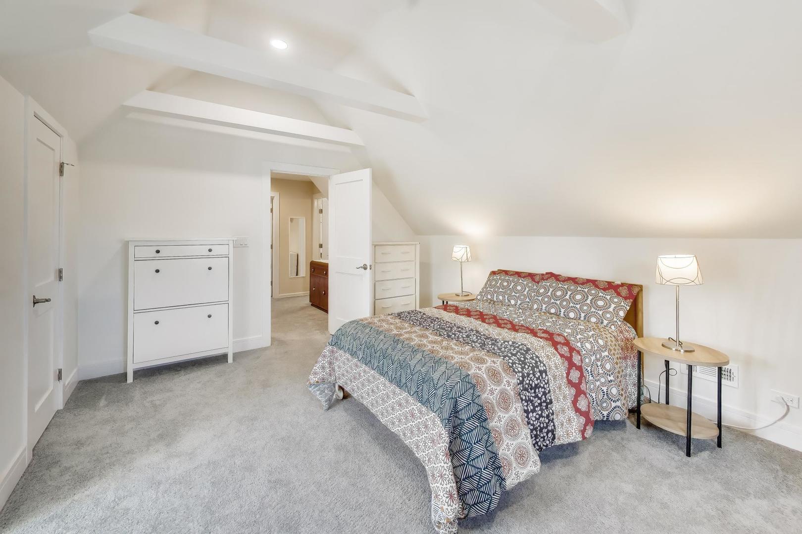 202 Chester Avenue Park Ridge, IL 60068 - Photo 24 of 35