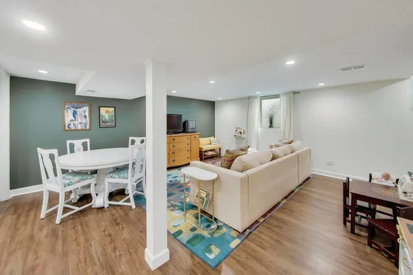 $675,000 | 202 Chester Avenue, Park Ridge, IL 60068