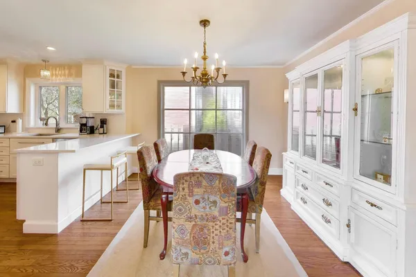 $675,000 | 202 Chester Avenue, Park Ridge, IL 60068