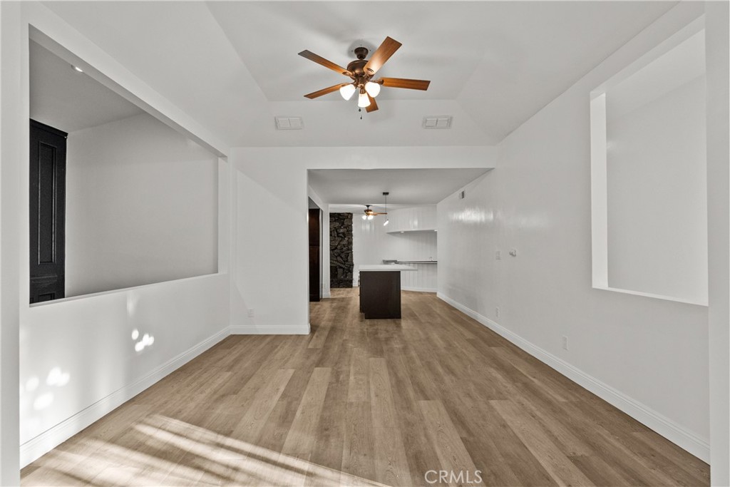 9724 Bothwell Road Northridge, CA 91324 - Photo 14 of 64