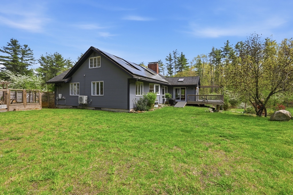 31 Chapman Road Boxford, MA 01921 - Photo 6 of 39 Gallery Image 6
