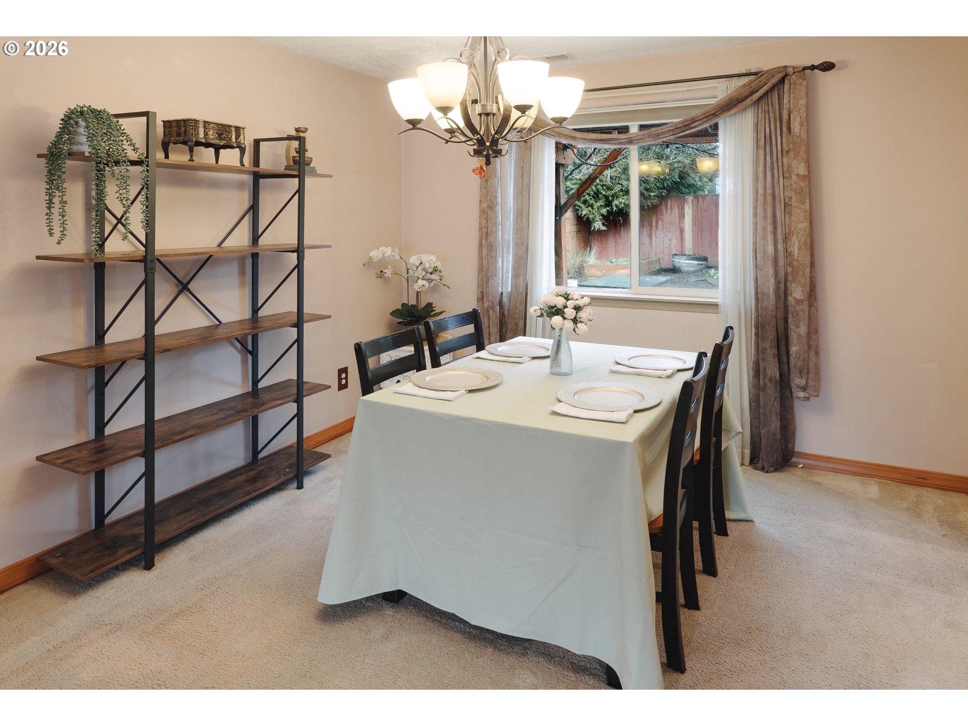 1254 Crystal Lane Lafayette, OR 97127 - Photo 13 of 34 a dining room with a table and chairs