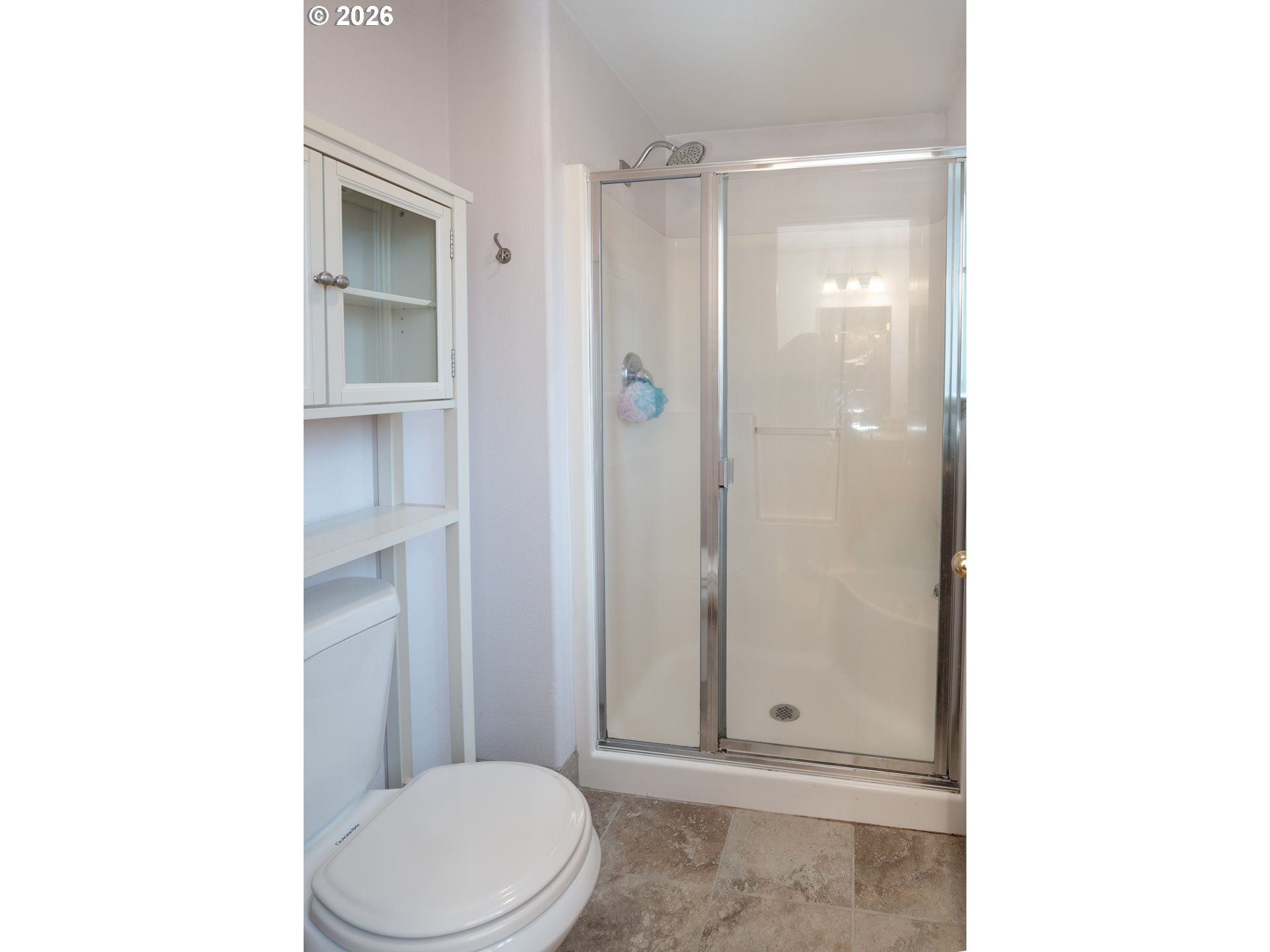 1254 Crystal Lane Lafayette, OR 97127 - Photo 15 of 34 a bathroom with a toilet a sink and shower