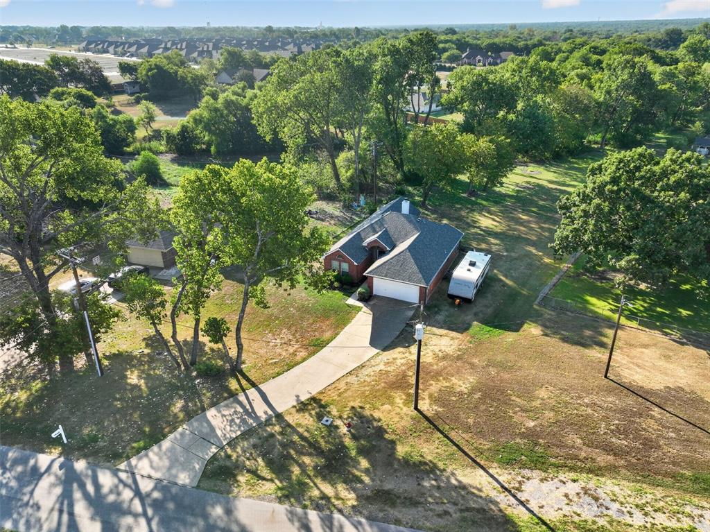 304 Daisy Road Midlothian, TX 76065 - Photo 24 of 27 Gallery Image 24