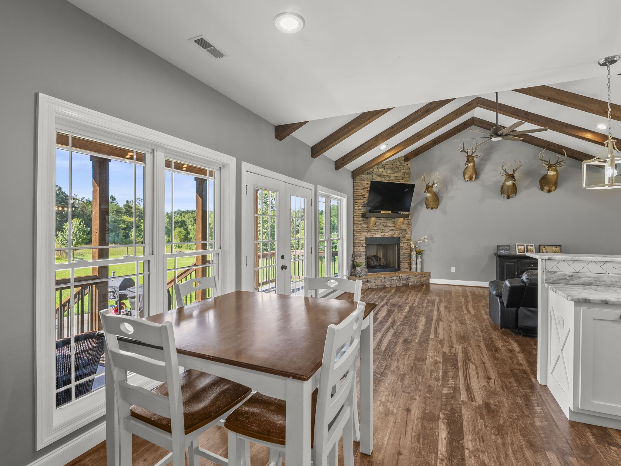 937 Neal Road Belvidere, TN 37306 - Photo 12 of 36